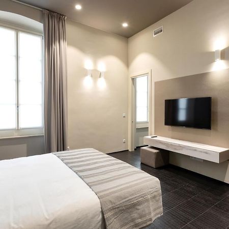 Salina Luxury Suites Parma Exteriör bild