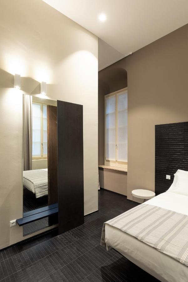 Salina Luxury Suites Parma Exteriör bild