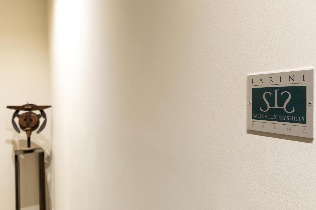 Salina Luxury Suites Parma Exteriör bild