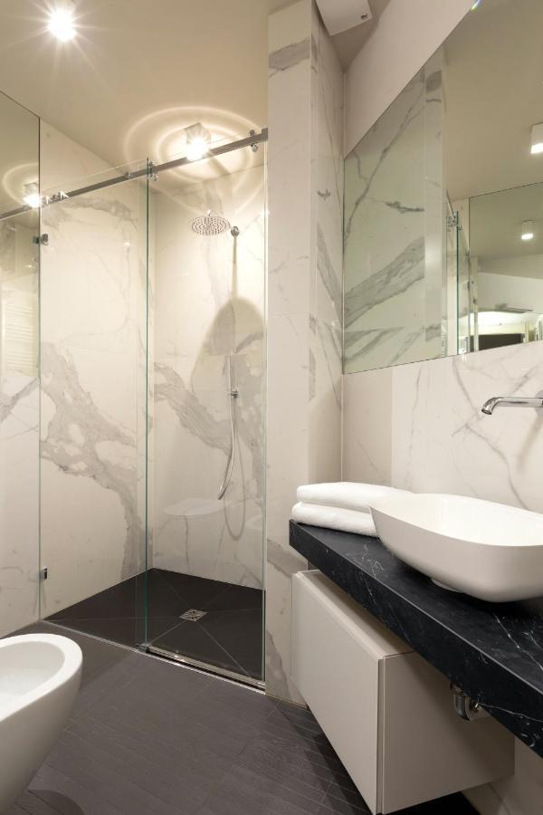 Salina Luxury Suites Parma Exteriör bild